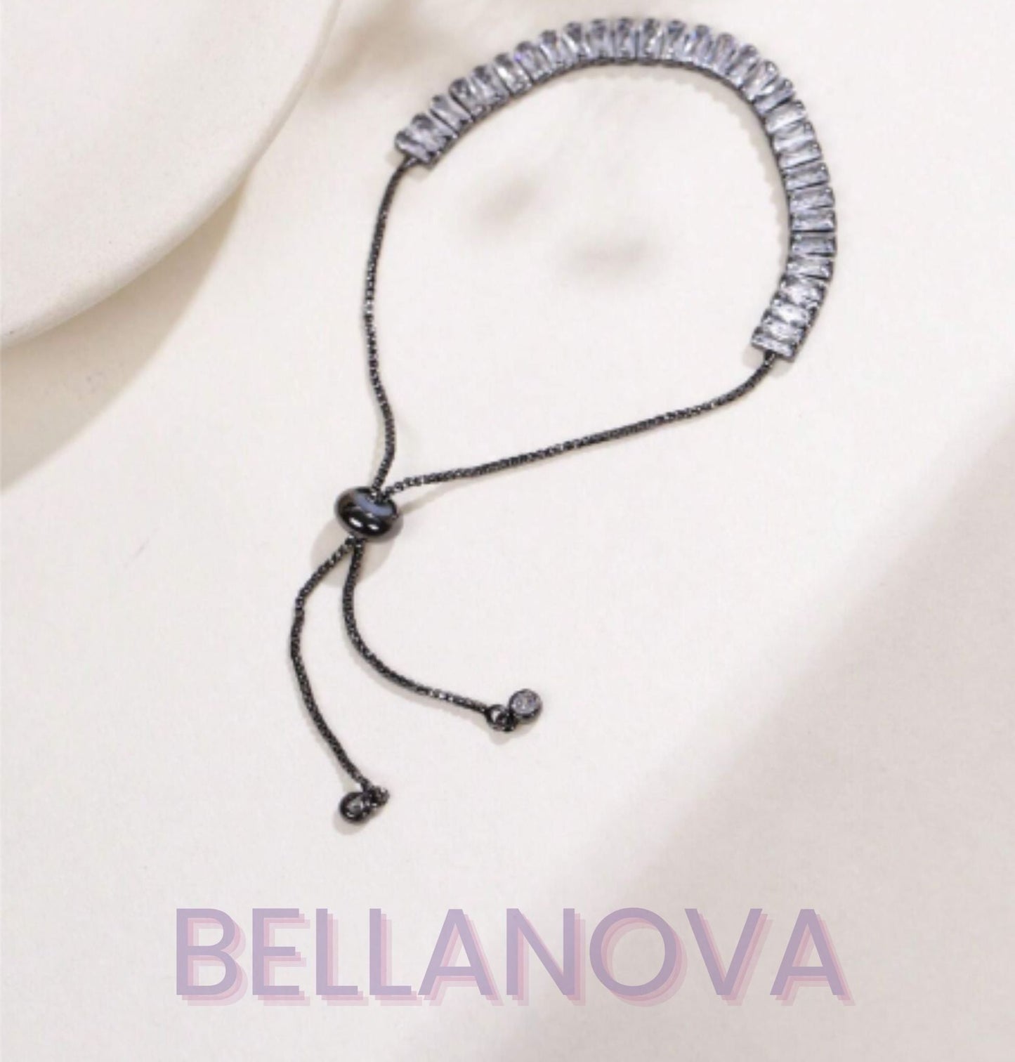 OLIVIA PADANO X BELLA NOVA | Pulseira Colecionável Swarovski - Folheado a Ouro 24k+ FRETE GRÁTIS