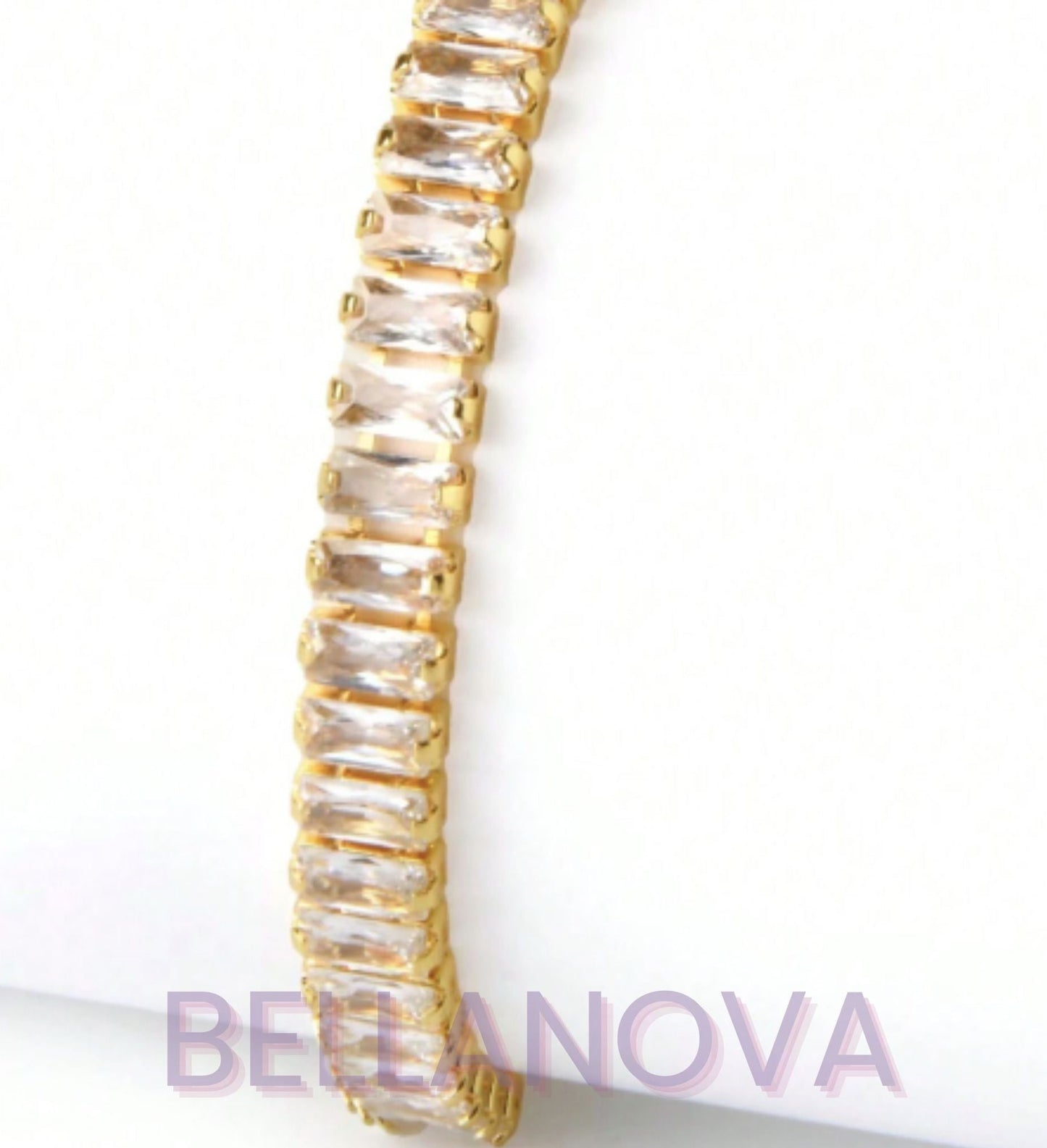 OLIVIA PADANO X BELLA NOVA | Pulseira Colecionável Swarovski - Folheado a Ouro 24k+ FRETE GRÁTIS