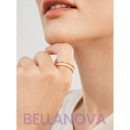 FILIPPA MONTEIRO X BELLA NOVA | Anel Ajustável Swarovski - Folheado a Ouro 18K+ FRETE GRÁTIS
