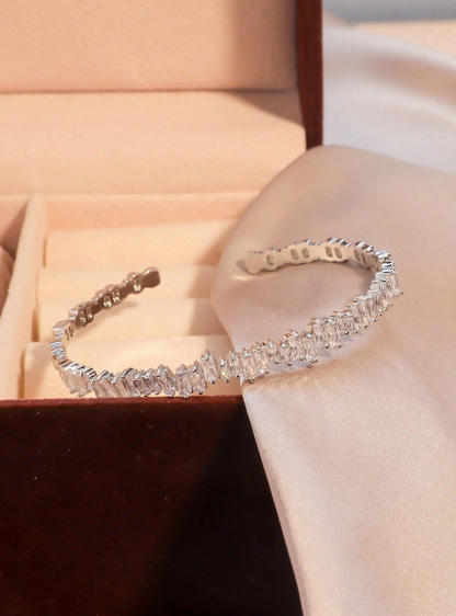 [NOVO] Bracelete Classic Swarovski™- Cravejado com Zircônias - Folheado a Ouro 18k + FRETE GRÁTIS