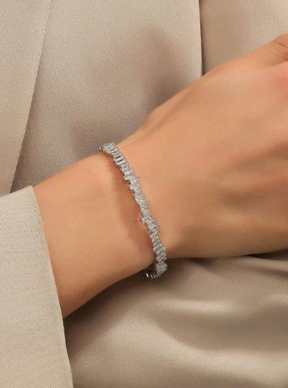 [NOVO] Bracelete Classic Swarovski™- Cravejado com Zircônias - Folheado a Ouro 18k + FRETE GRÁTIS