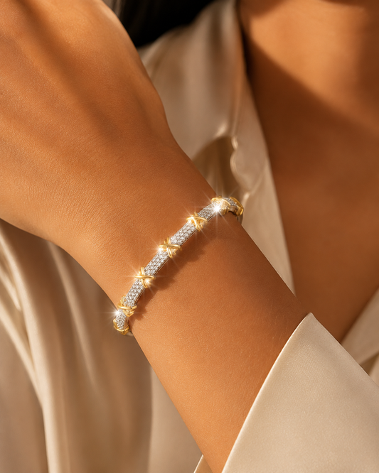[NOVO] Bracelete Capri Swarovski™- Cravejado com Zircônias - Folheado a Ouro 18k + FRETE GRÁTIS