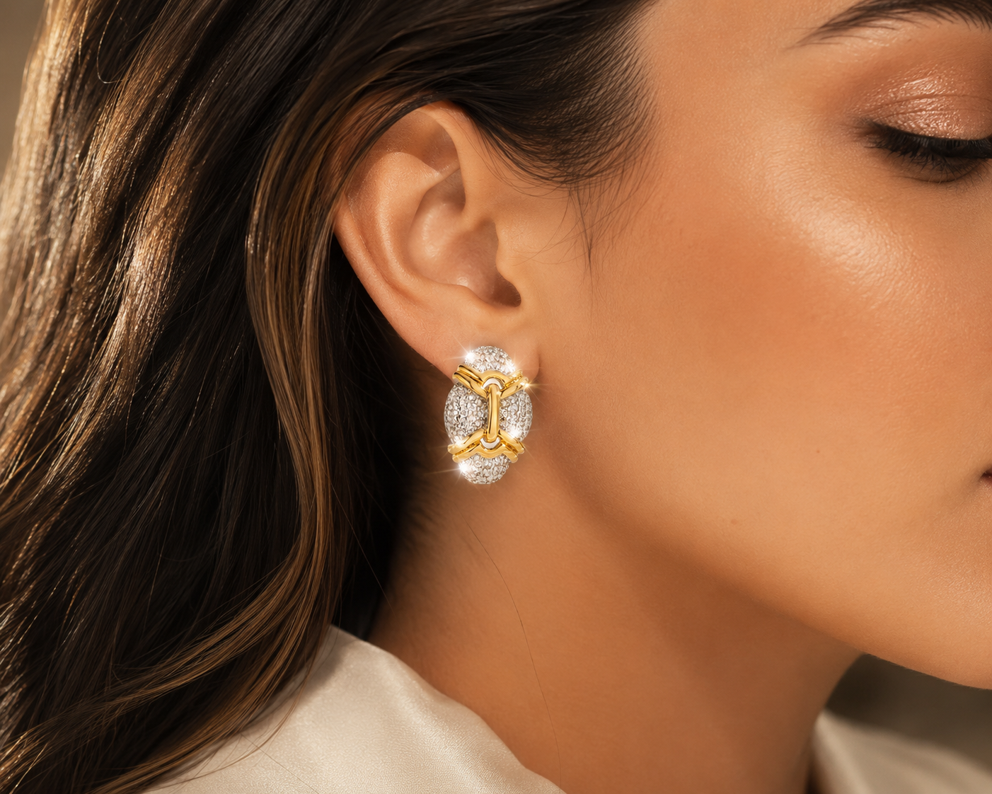 [NOVO] Brincos Capri Swarovski™- Cravejado com Zircônias - Folheado a Ouro 18k + FRETE GRÁTIS