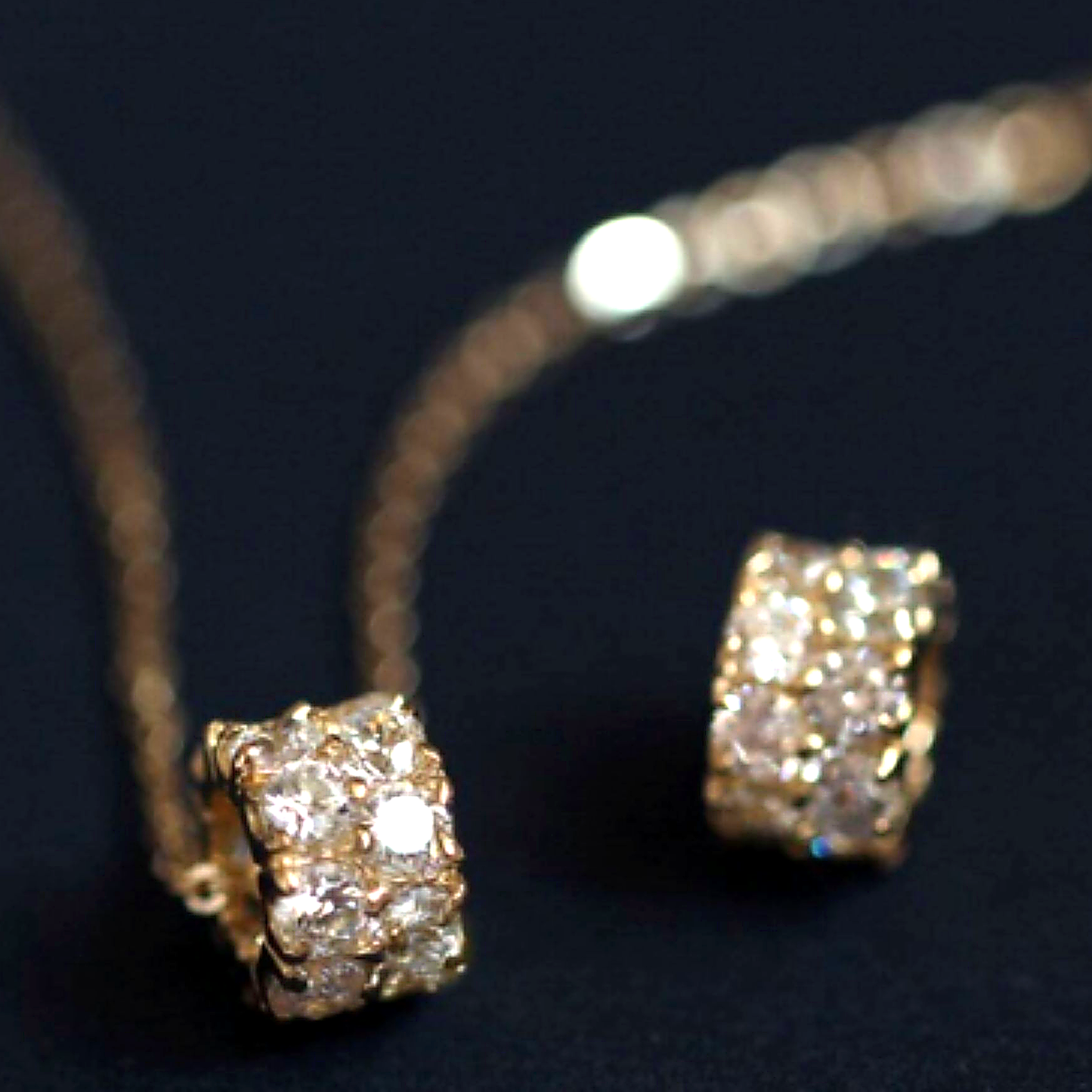 Gargantilha Com Pingente Swarovski™ - Folheado a Ouro 24k+ FRETE GRÁTIS